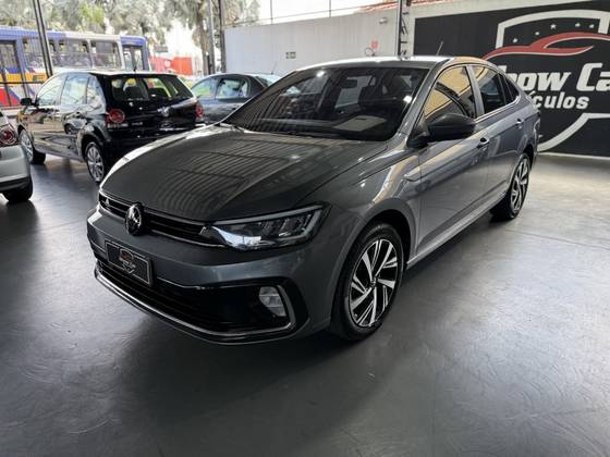 VOLKSWAGEN VIRTUS 1.0 200 TSI HIGHLINE AUTOMÁTICO